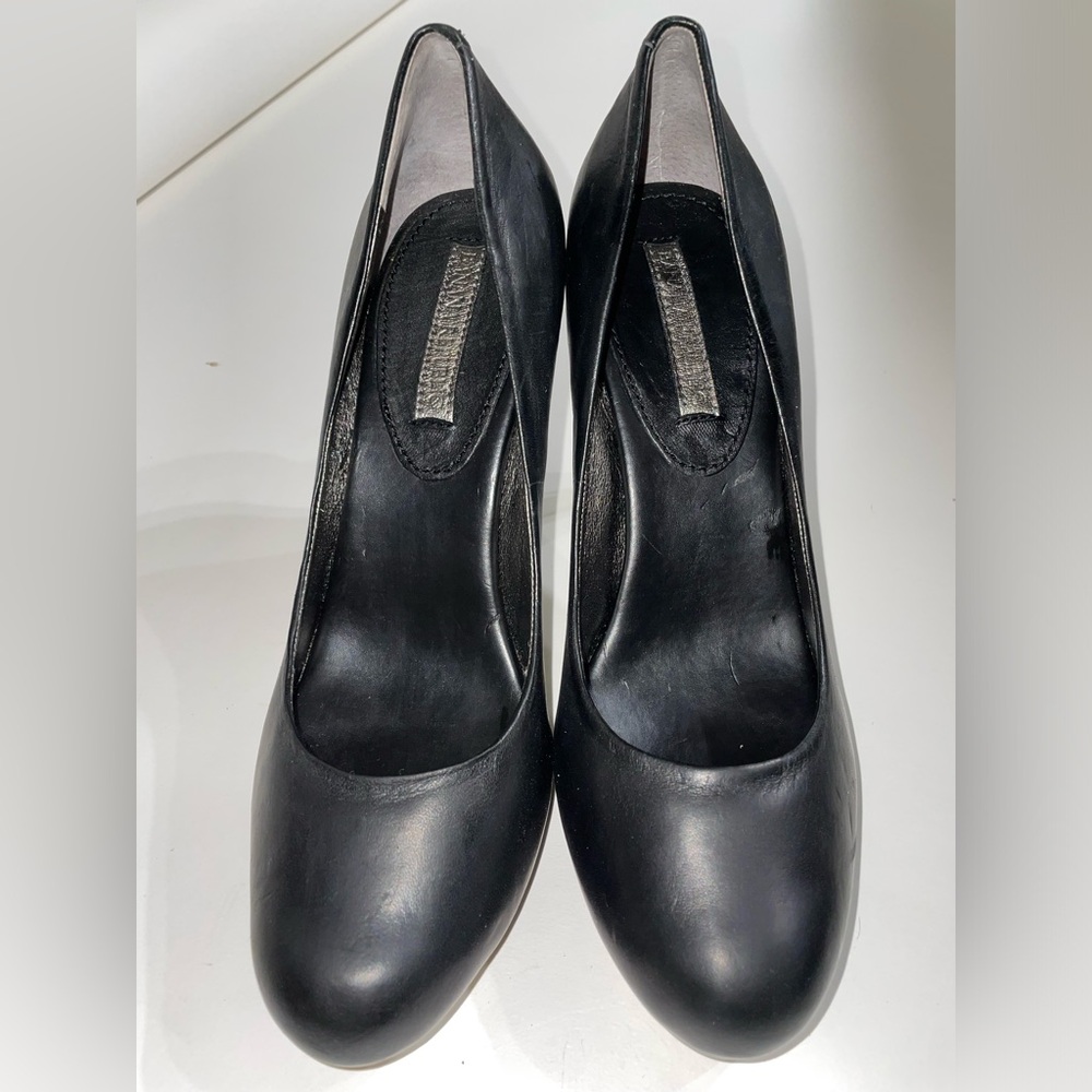 Banana Republic Black Leather Pumps Size 8.5